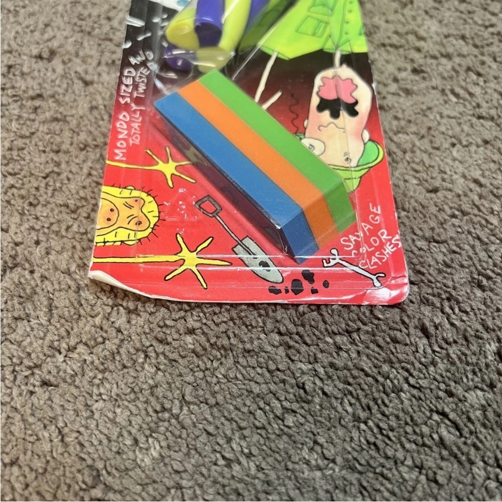 Rare Vintage Yikes Wreck-Tangular Twisted Erasers 1993 Stationary Berol Ltd New - Picture 2 of 6